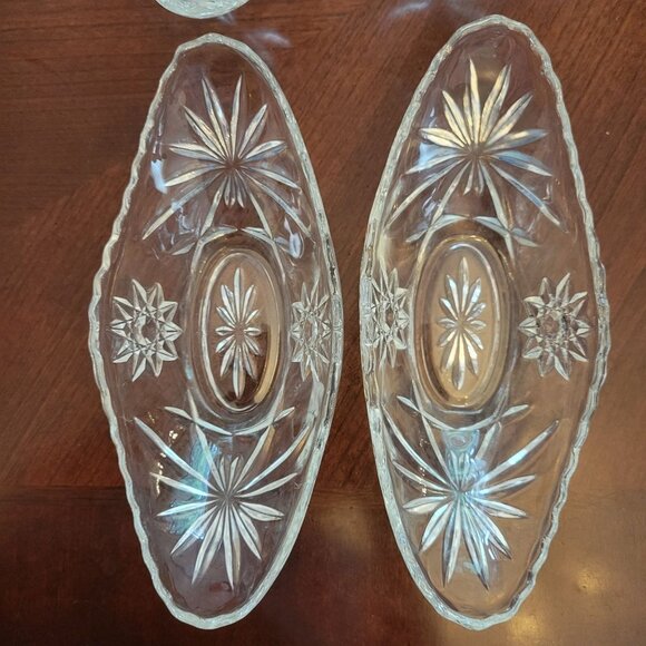 Set Of 4 VintageAnchor Hocking Prescut Dishes Oval Starburst Design 9" X 4.5" - Picture 2 of 7